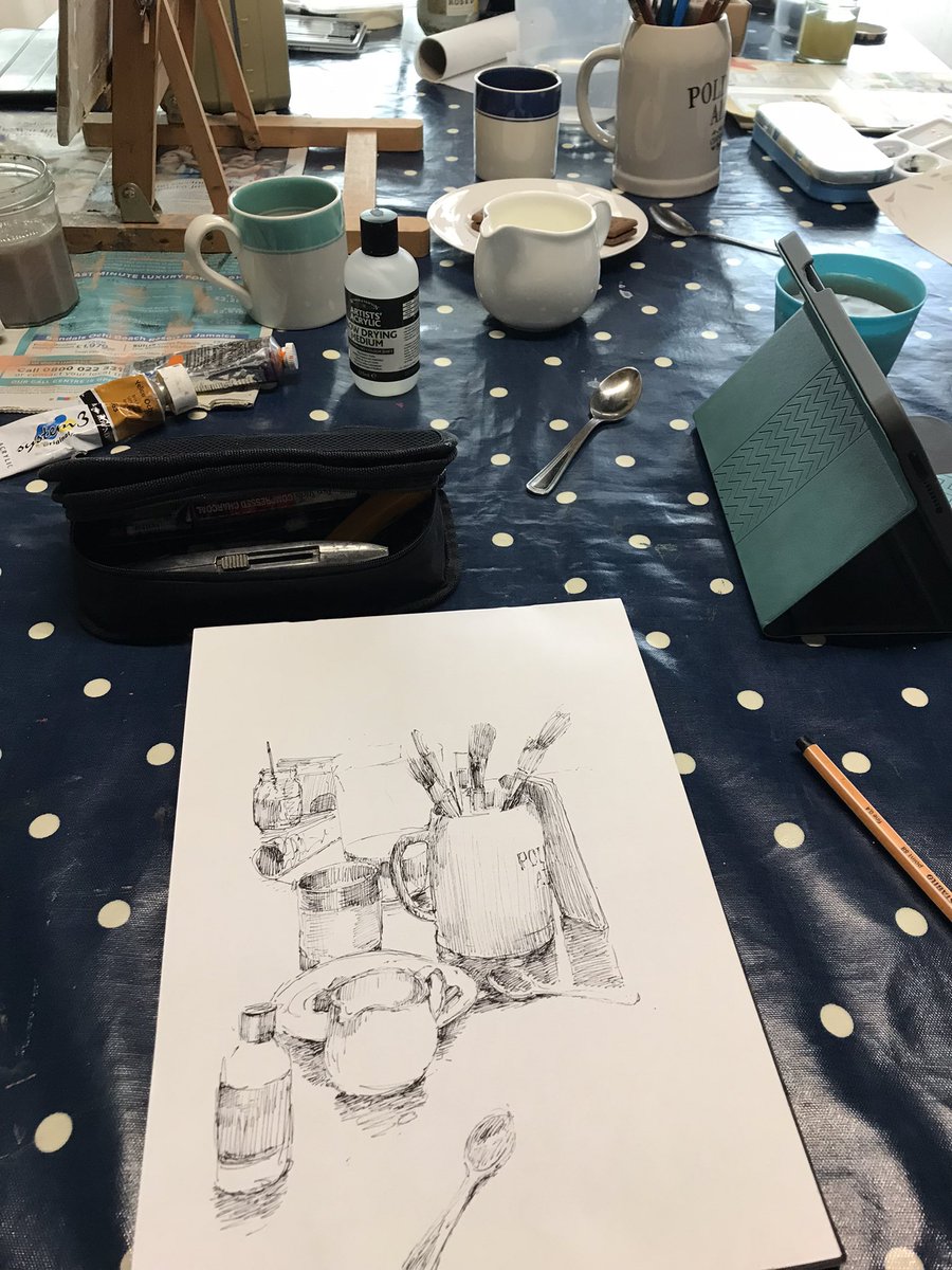 My studio table during my class this morning. Brushes, paints, coffee and biscuits, perfect. #arttutor