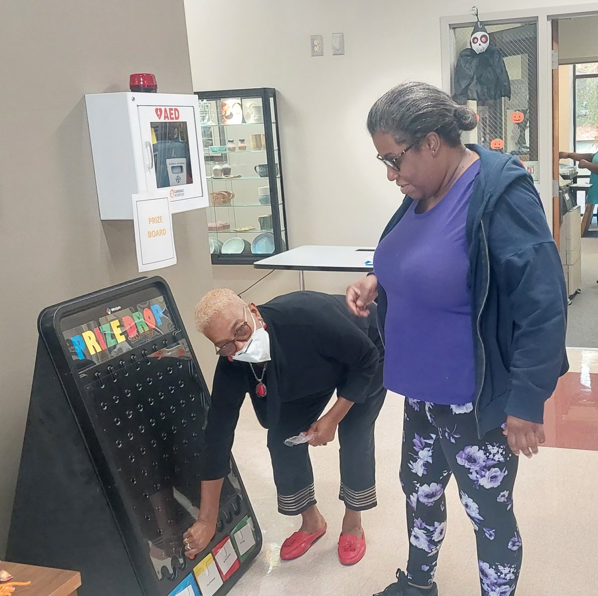 ptc_edgefield's tweet photo. Students enjoyed winning prizes on the Prize Board! https://t.co/1EEyVI5T4G
