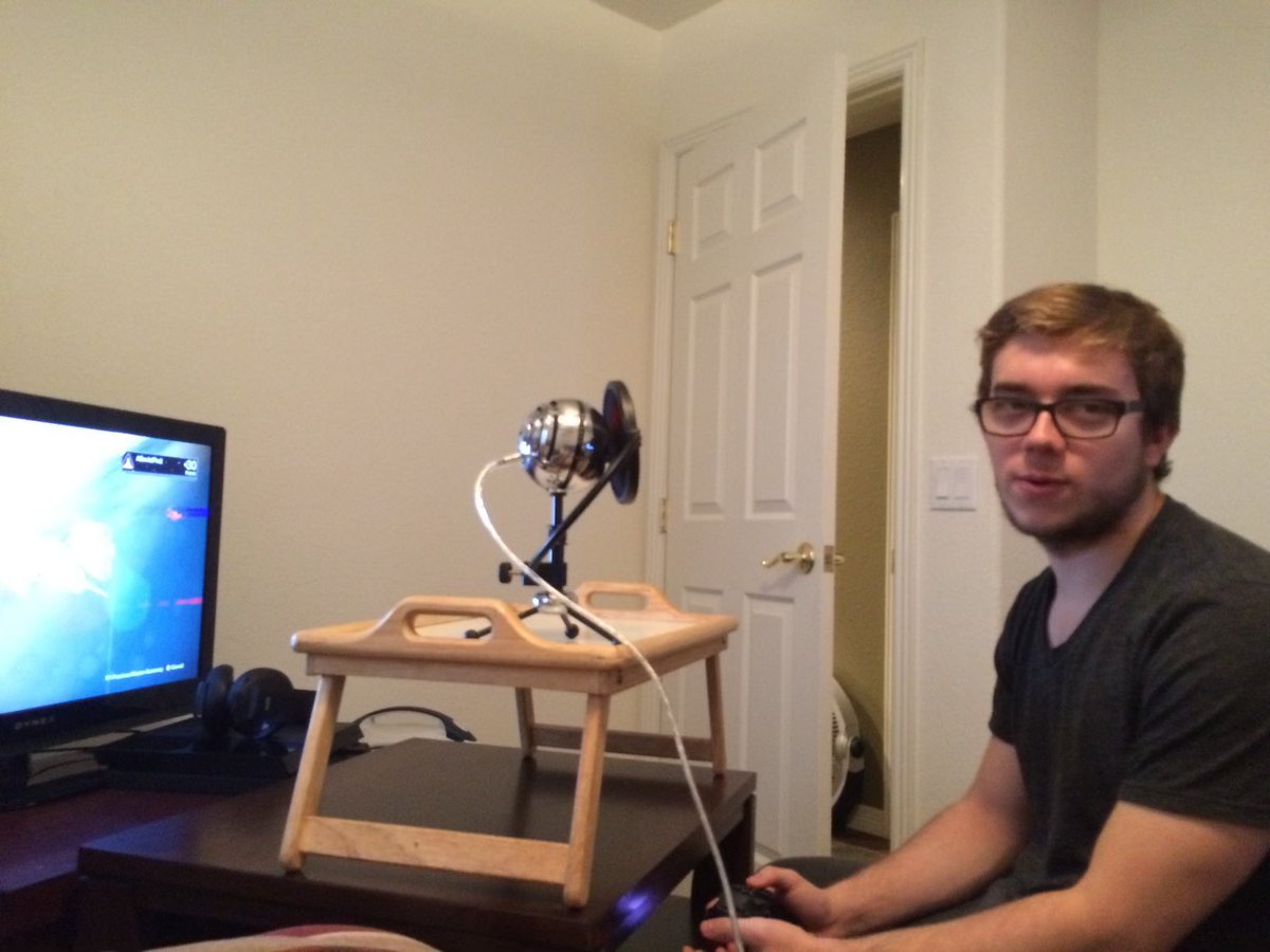 MrFruitYT's tweet photo. I started my YouTube channel around the same time my now wife and I started dating - she took a lot of photos to document the early days. Grateful she believed in me and stuck around, and thanks to everyone who’s watched! https://t.co/jvpOY01NMF
