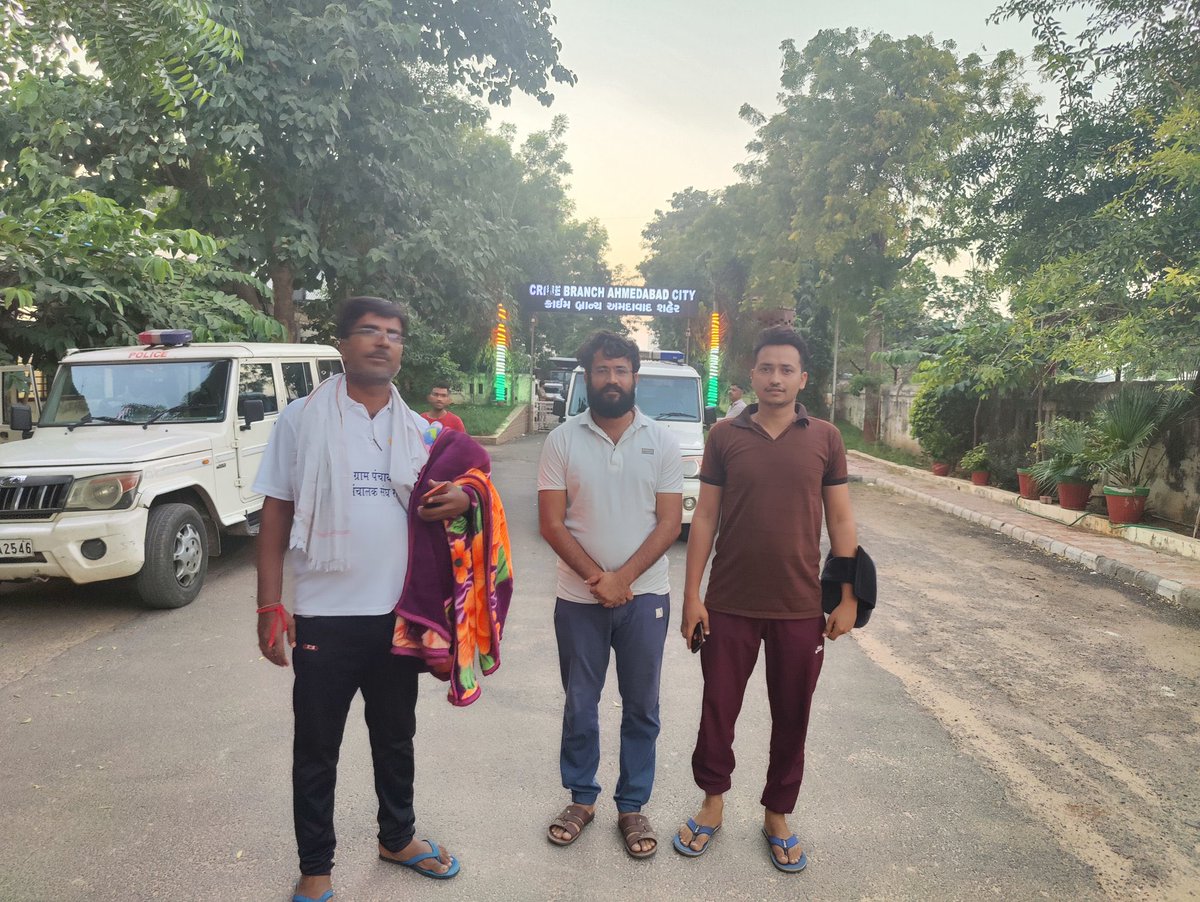 sanjayyadavij's tweet photo. 22 घंटे बाद क्राइम ब्रांच अहमदाबाद से उपेन यादव और साथियों को रिहा किया गया @TheUpenYadav @INCRajasthan @ashokgehlot51 https://t.co/jj6zJs63YN