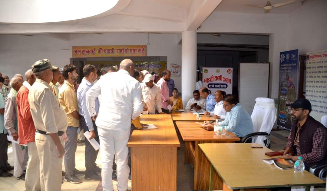 zpsingrauli's tweet photo. आज दिनांक 18/10/2022 को आयोजित जनसुनवाई कार्यक्रम के तहत जिले भर से आए 135 आवेदकों की समस्याओ का निराकरण कराया गया।
@minprdd 
@JansamparkMP 
@CollectorSGL 
@saketmalviya36 
@PSingrauli https://t.co/maKYjqnzTI