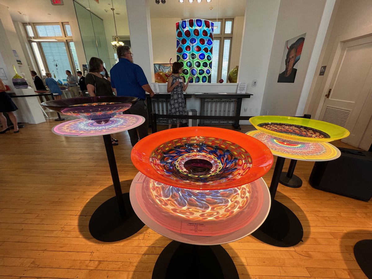 danvilleky's tweet photo. Only 11 days left to go to Art Center of the Bluegrass in downtown #danvilleky to see the Stephen Rolfe Powell Retrospective. Several examples of this world-renowned glass artist’s work are on display, so make plans to come to Danville to see it yourself.
#glassart #art #Artists https://t.co/HybmmWcGIe