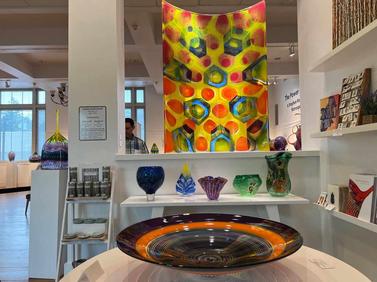 danvilleky's tweet photo. Only 11 days left to go to Art Center of the Bluegrass in downtown #danvilleky to see the Stephen Rolfe Powell Retrospective. Several examples of this world-renowned glass artist’s work are on display, so make plans to come to Danville to see it yourself.
#glassart #art #Artists https://t.co/HybmmWcGIe