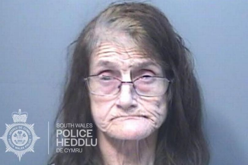 WalesOnline's tweet photo. Woman made crack cocaine in kitchen and sold it from window
https://t.co/fUfDoekXtL https://t.co/VOwzfkl6j5