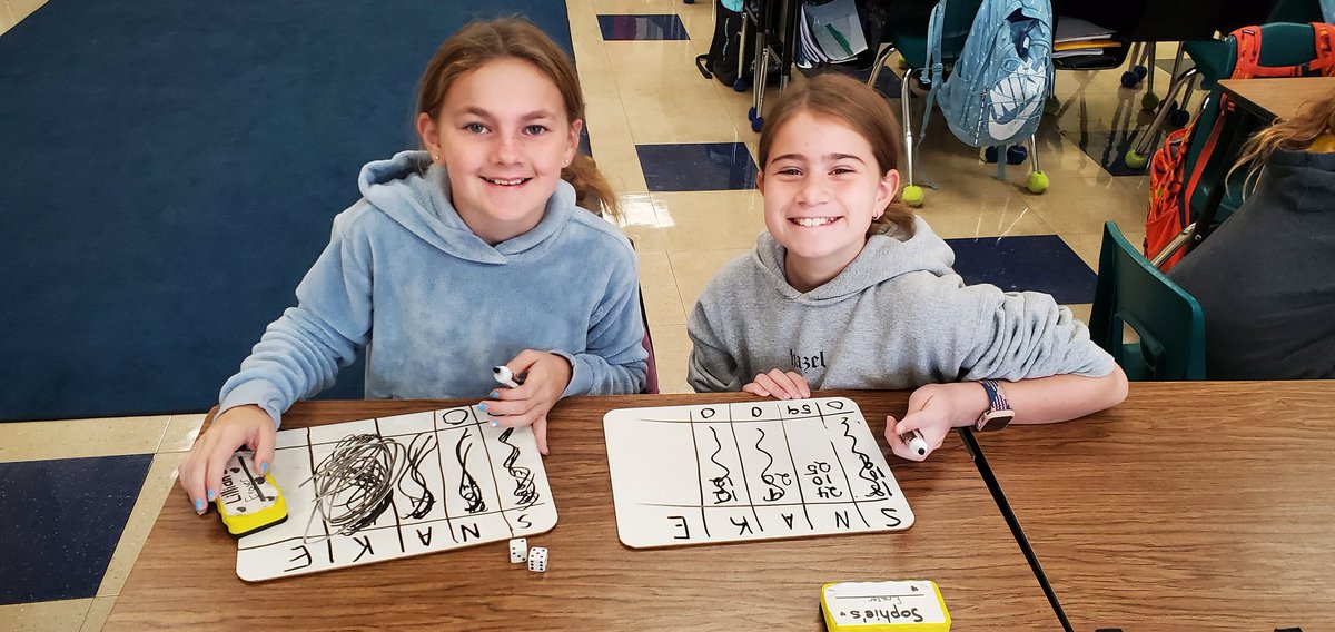MrsLawleyDater's tweet photo. When 5A goes to the book fair, 5L math Ss have a few extra minutes of math. How do we use that time??? We gain math fact fluency without fear!!! SNAKE and Multiplication Boxes are a TON OF FUN! #EnhancingtheRamseyExperience #FluencyWithoutFear #Gamification https://t.co/6S01f7PGqh