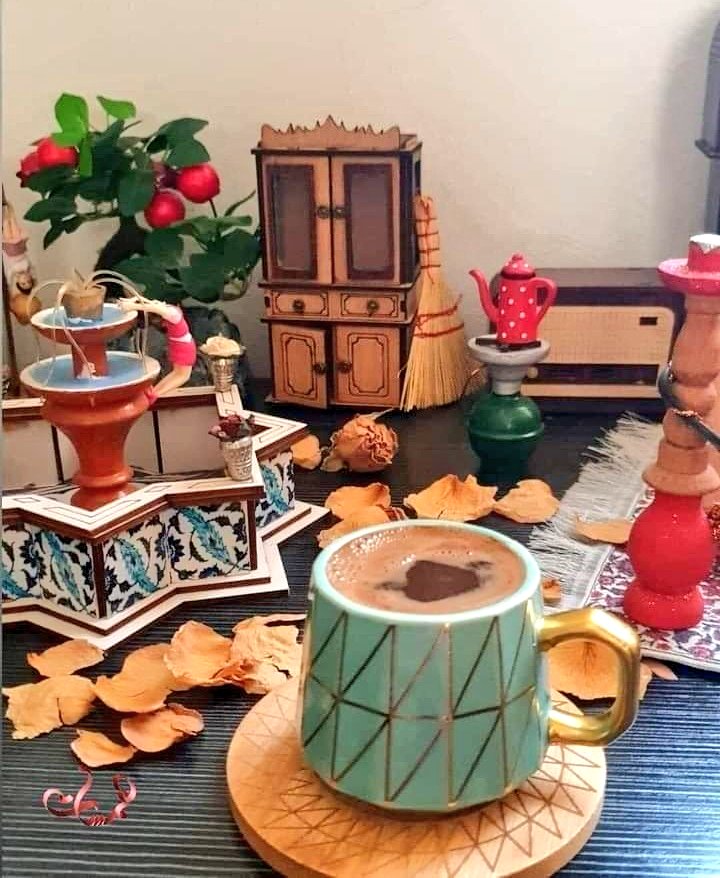 AhmdSyra1's tweet photo. #مساء_الخيرᅠ
.
أنا والقهوة في لقاء مستمر 
حتى آخر لحظة من حياتي ☕ 
.
.
اللهُم نسألك درباً لا تضيق به الحياة، 
وقلبًا لا يزول منهُ الأمل، https://t.co/lNCTDXGXfj