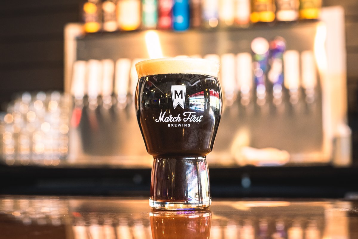 marchfirstbrew's tweet photo. Sunday Fundey! You better be in here watching the Bengals game with us! #M1Brew #drinklocal #craftbeer #ohiobeer https://t.co/85Zz9e08Fk