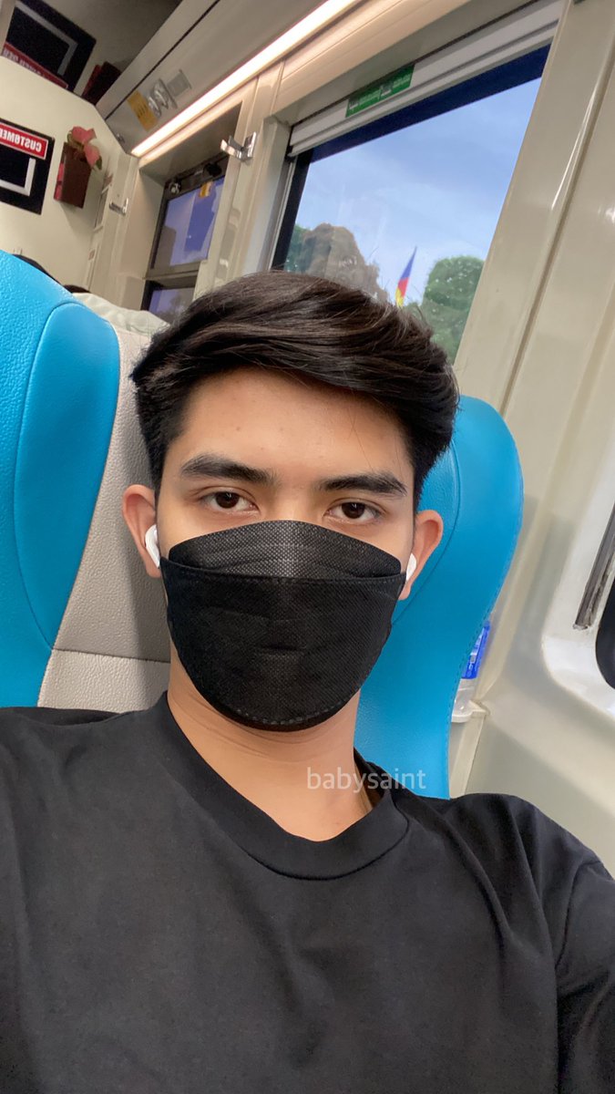 stfuIshhh's tweet photo. Boleh ak daftar jadi asisten pribadi km? https://t.co/O8NfMuWyNj