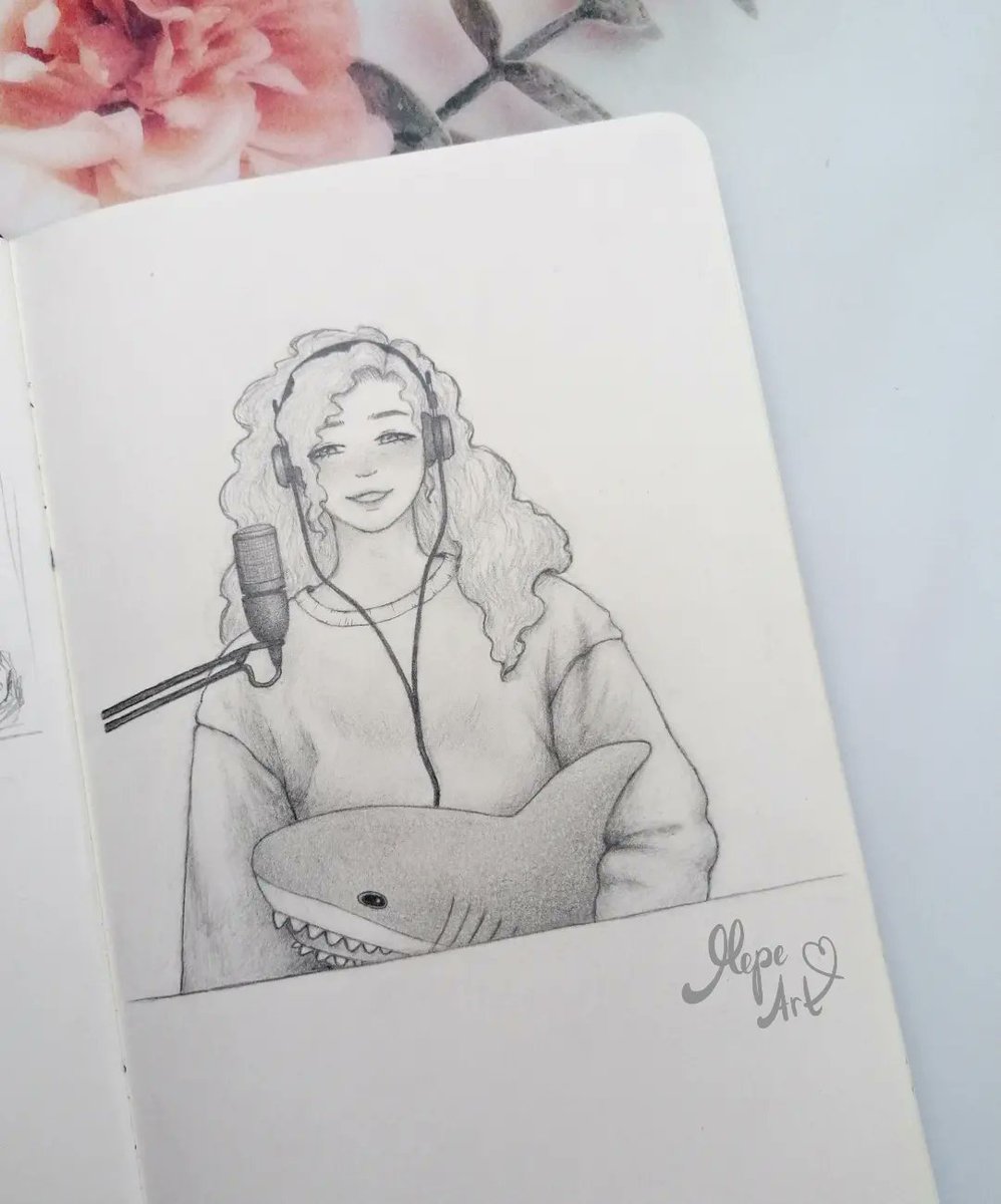 Mepe_Art's tweet photo. So here I am, back again with one more fanart of Cubby Wubby. Out of my two previous fanarts of him, the second one seems to have stuck, since I ended up drawing Alex quite similar to it again. 

#art #drawing #portrait #fanart #cubbywubby #cubbywubbydrawing #cubbywubbyfanart https://t.co/Hotdzt16VG