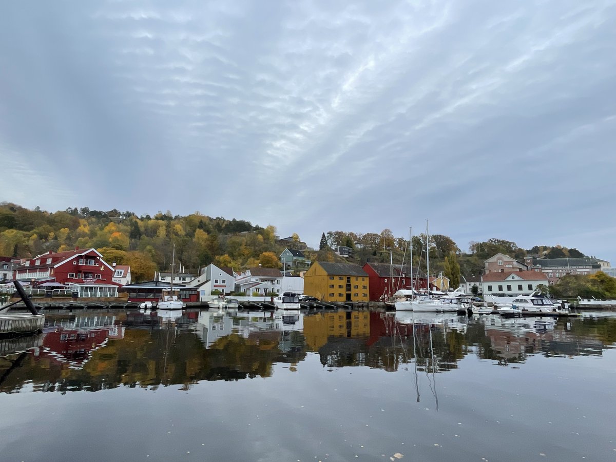 Harpers_Euratom's tweet photo. 💚Happy and excited after our 1st #Consortium meeting in #Halden hosted by @ife_norway. We had fruitful discussions and are close to deliver our first project outcomes 🙌. Stay tuned! #stakeholderengagement #gapanalysis #policyharmonisation #circulareconomy #radwaste #nuclear https://t.co/HnMVcG1jHX