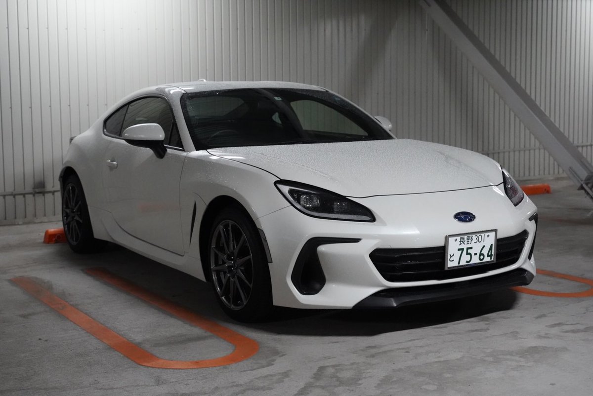 ryoumar6's tweet photo. BRZ納車〜👏👏

#SUBARU
#BRZ
#ZD8
#車好きと繋がりたい https://t.co/GuOqfD13Tm