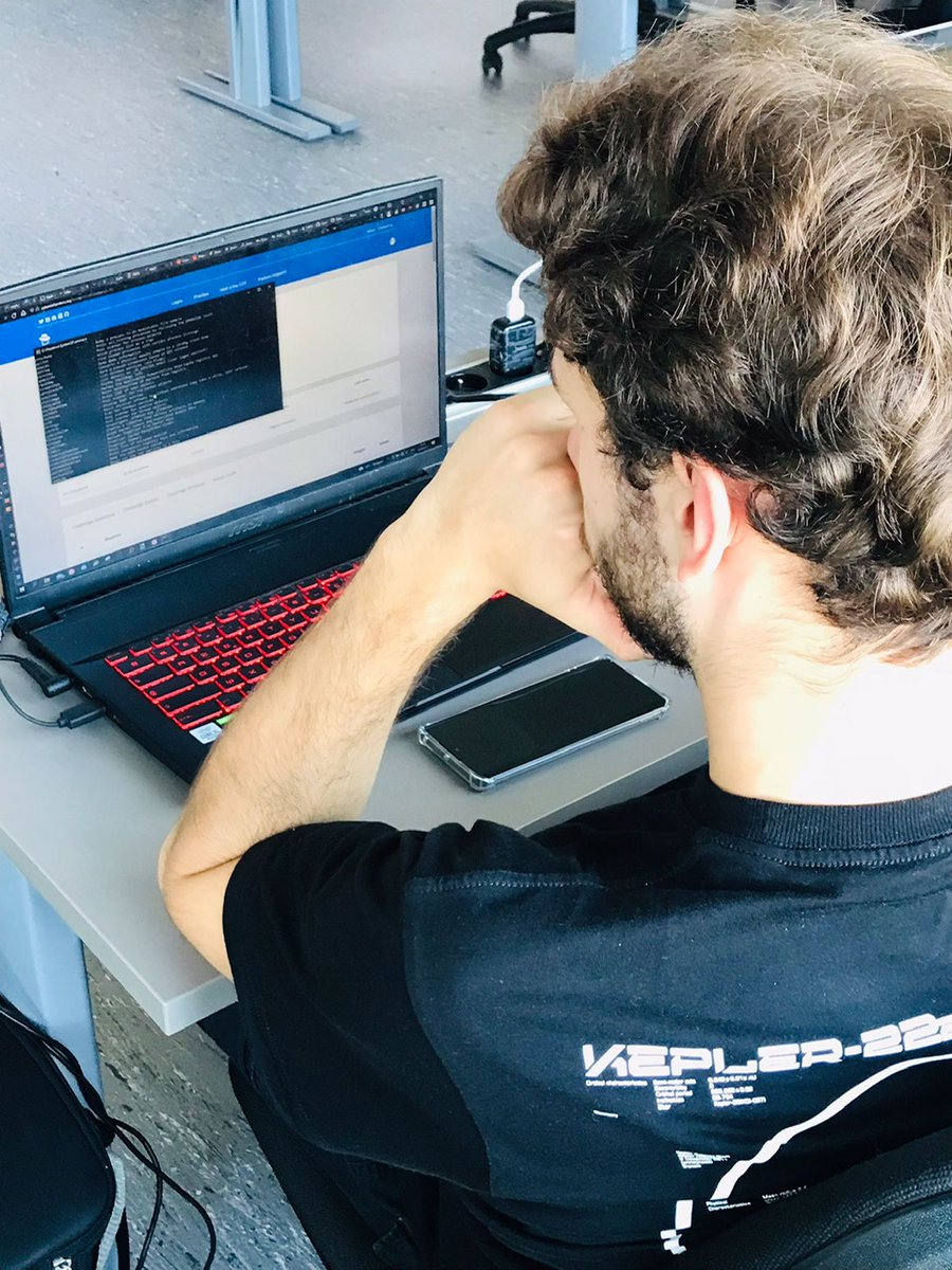 UTTroyes's tweet photo. 📌👥Deuxième atelier de la journée sur le thème : " Analyse Forensic d'une mémoire vive " avec l'#association UTTienne Hack'UTT + d’infos 👉 https://t.co/ZzLubFZAAn #UTTroyes #Cyberweek https://t.co/D4mnk1i3Fu
