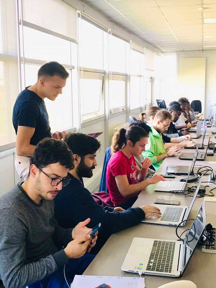 UTTroyes's tweet photo. 📌👥Deuxième atelier de la journée sur le thème : " Analyse Forensic d'une mémoire vive " avec l'#association UTTienne Hack'UTT + d’infos 👉 https://t.co/ZzLubFZAAn #UTTroyes #Cyberweek https://t.co/D4mnk1i3Fu
