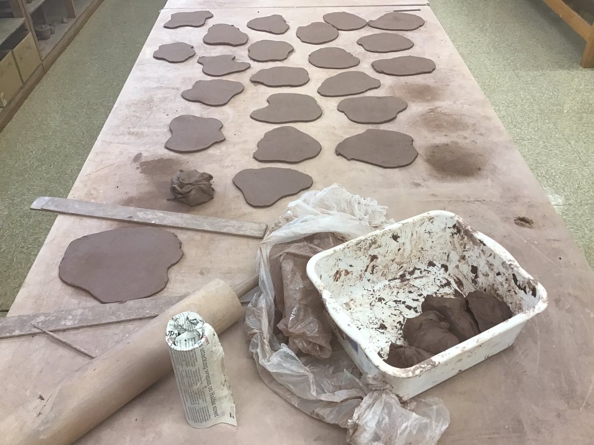 Prepping for ghost making session with Ms. Larade’s primary class.  It’s going to be spooky.<a href="/HRCEFineArts/">HRCEFineArts</a> <a href="/stcatschool/">École St Catherines</a> #ThanksToYouHalifax