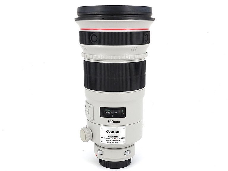 LCE_Colchester's tweet photo. USED JUST IN: Canon EF 300mm F2.8 L IS USM II. Complete with its locking case this lens is in excellent condition.

Follow the link below to see the full item listing on our website 👇

https://t.co/2ZBCFSVLUv https://t.co/gAFWt55Ho4
