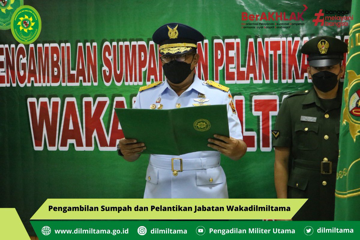 dilmiltama's tweet photo. Jakarta,(18/10)
Bertempat di ruang Rapat Dilmiltama, telah dilaksanakan Pengambilan Sumpah dan Pelantikan Jabatan Brigjen TNI Apel Ginting, S.H., M.H. sebagai Wakil Kepala Pengadilan Militer Utama oleh Kepala Pengadilan Militer Utama Marsma TNI Haryo Kusworo, S.H., M.Hum. https://t.co/AF6QPJyh6K