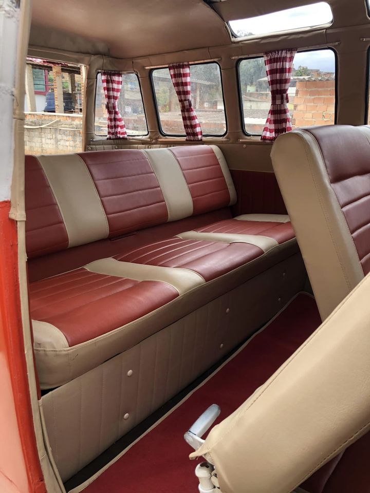 BRClassicCars's tweet photo. For sale. VW T1 split window bus samba replica, 1970, €35.000,00+shipping.
#sambareplica #sambarecreation #vwsamba #vwsambabus #vwsambabust1 #vwsplitwindowbus #classiccars #classiccarsdaily #classiccarsforsale #classiccarsforsalebrazil #aircooled #aircooledvw https://t.co/w9JDFZukYW