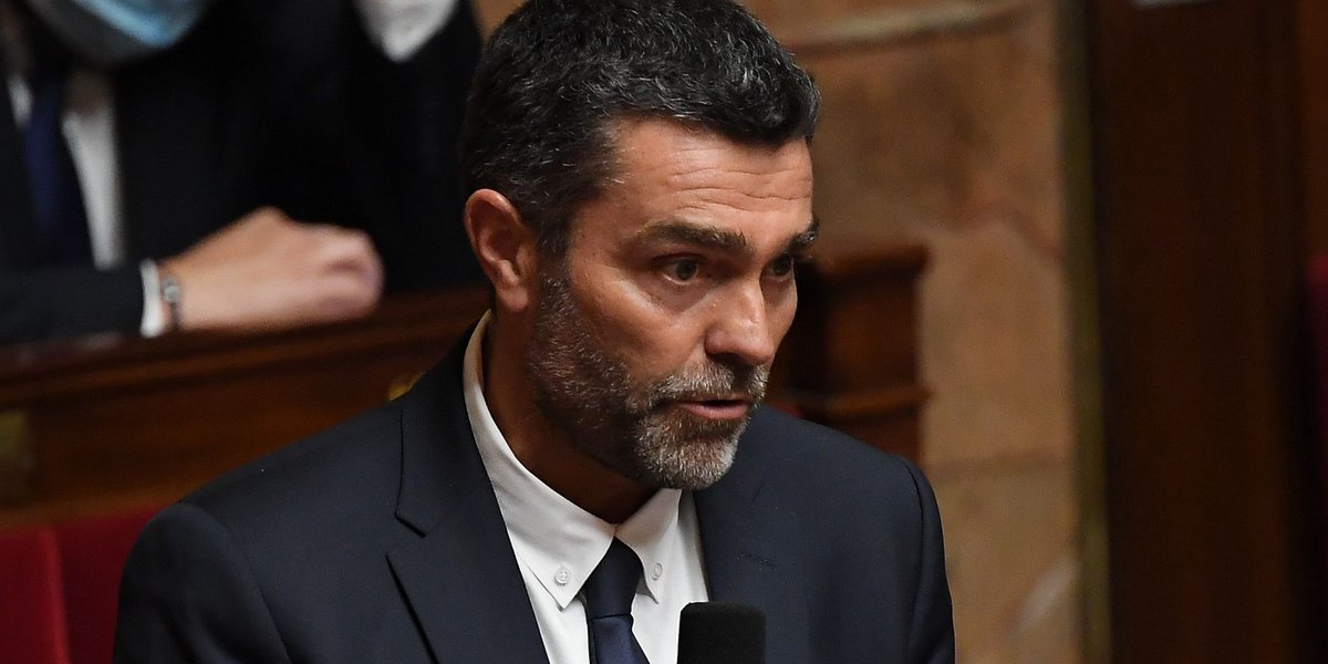 BFMTV's tweet photo. 🔴 EN DIRECT 
 Meurtre de Lola : un député LR juge le gouvernement "responsable de ce drame"  https://t.co/nTcqhlLX8W https://t.co/6zeOIo3ozs