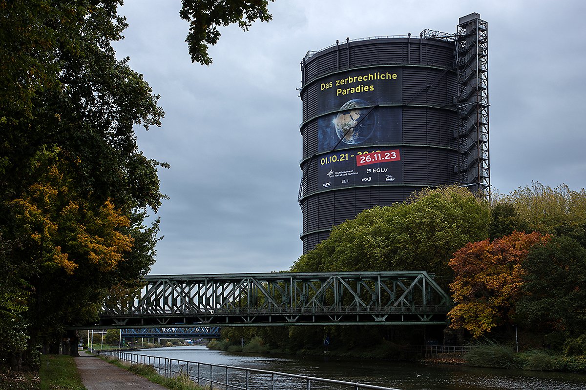 Der #Gasometer #Oberhausen  verlängert „Das zerbrechliche Paradies“ bis zum 26. November des nächsten Jahres. 

Mehr dazu unter gasometer.de/de/aktuelles

#klima #klimawandel #umwelt #umweltschutz
Foto: Dirk Böttger