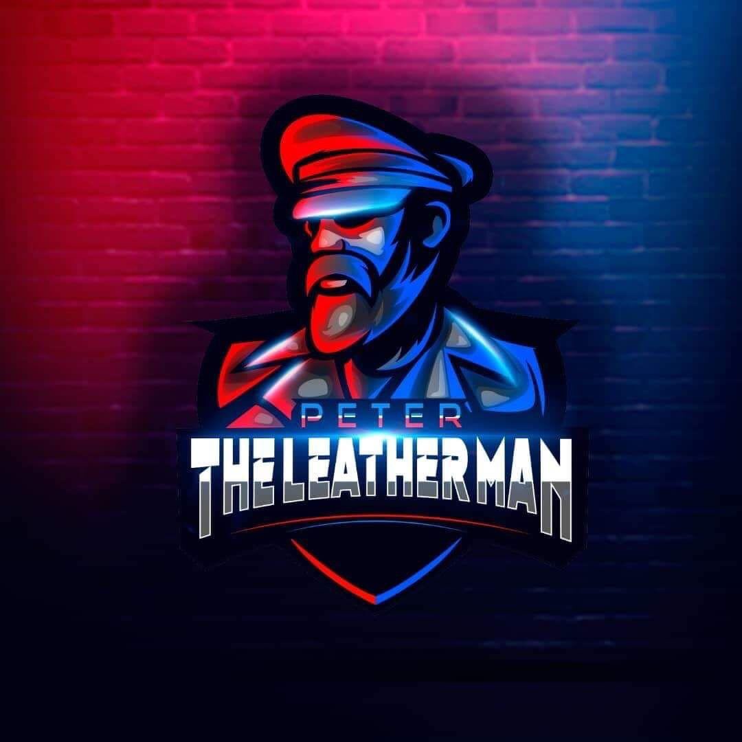 PeterLeatherXXX's tweet photo. Bringing back my barbering!! Leather Fetish style. Also rebooting my OnlyFans. Support💙🖤❤️💈⬇️   

https://t.co/wLzcQtyHf4 https://t.co/7Md7D073hX