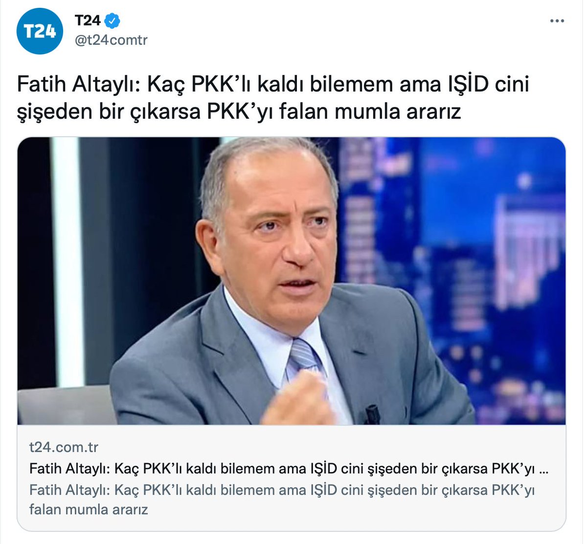 Bence şişeden Fatih Altaylı zihniyeti bir çıkarsa hepsini mumla ararız.. Kahrolsun pkk Kahrolsun pyd Kahrolsun işid Kahrolsun fetö Kahrolsun Fatih Altaylı zihniyeti