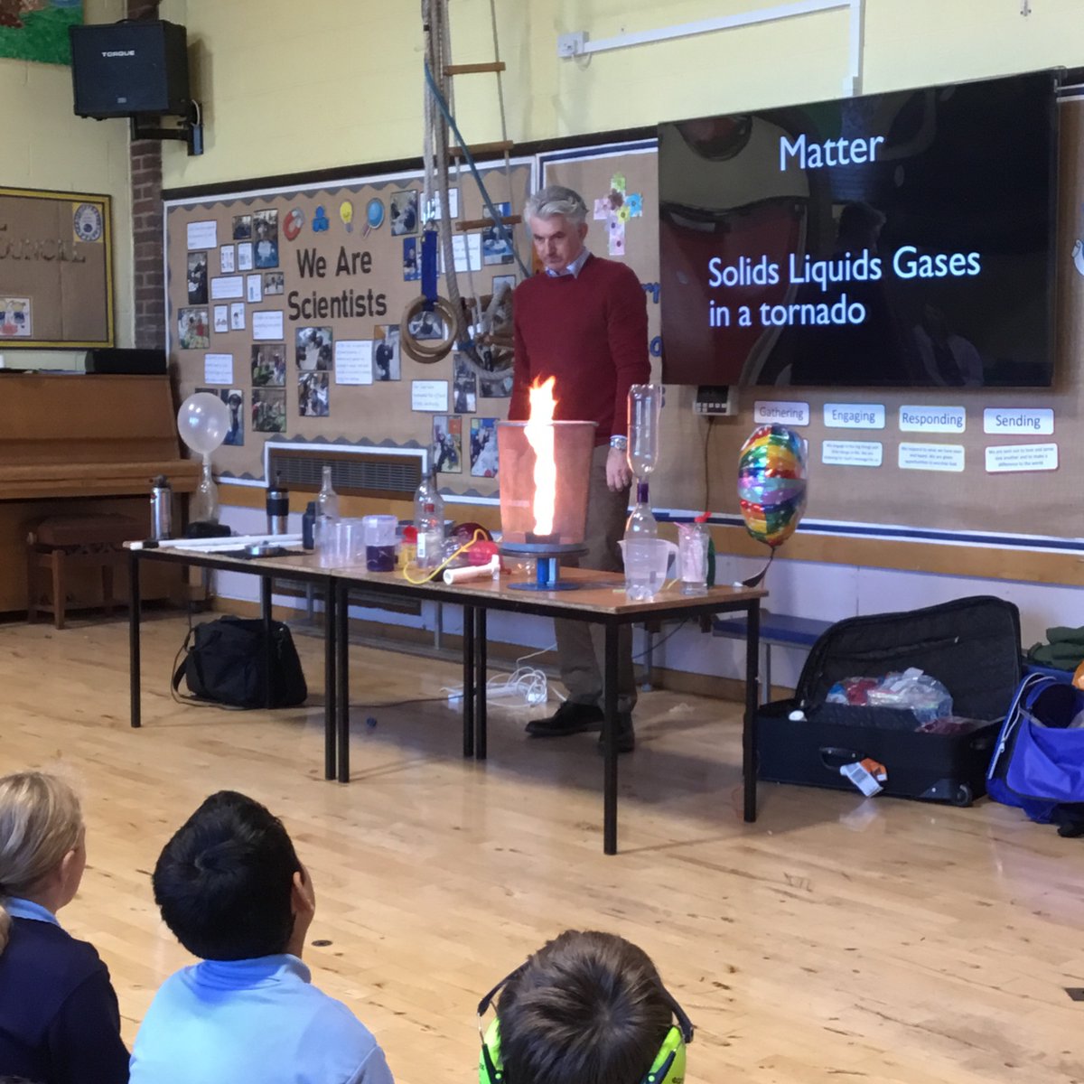 What a great masterclass on chemicals today from James Soper. Thank you to Bourne Scifest for this very exciting and informative science session, which ended with quite a bang! 💥⚛️🦊