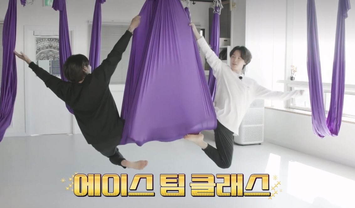 jikookheart's tweet photo. PERFECT POSE FROM THE ACE TEAM 🥰 https://t.co/PpbmDR3QT7