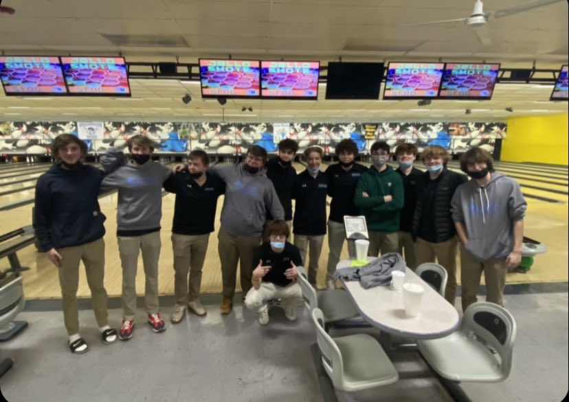 SME_Bowling's tweet photo. Bowling season right around the corner😈😈 Boys tryouts are Nov 28-29 at 3:30 pm sharp at Mission Bowl Olathe. Girls tryouts are Dec 1 at 3:30 pm sharp. Turn in athletic packet to office by Nov 18, keep those grades up and be ready to join a state champion program. #LETSROLL https://t.co/5ON3hYR7Z0