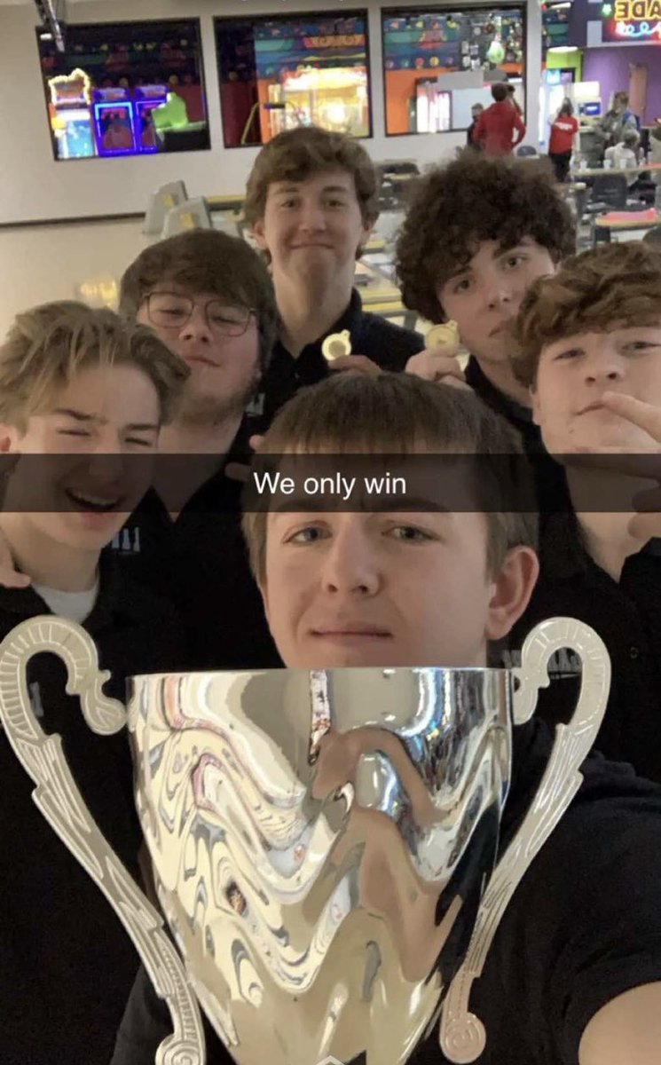 SME_Bowling's tweet photo. Bowling season right around the corner😈😈 Boys tryouts are Nov 28-29 at 3:30 pm sharp at Mission Bowl Olathe. Girls tryouts are Dec 1 at 3:30 pm sharp. Turn in athletic packet to office by Nov 18, keep those grades up and be ready to join a state champion program. #LETSROLL https://t.co/5ON3hYR7Z0
