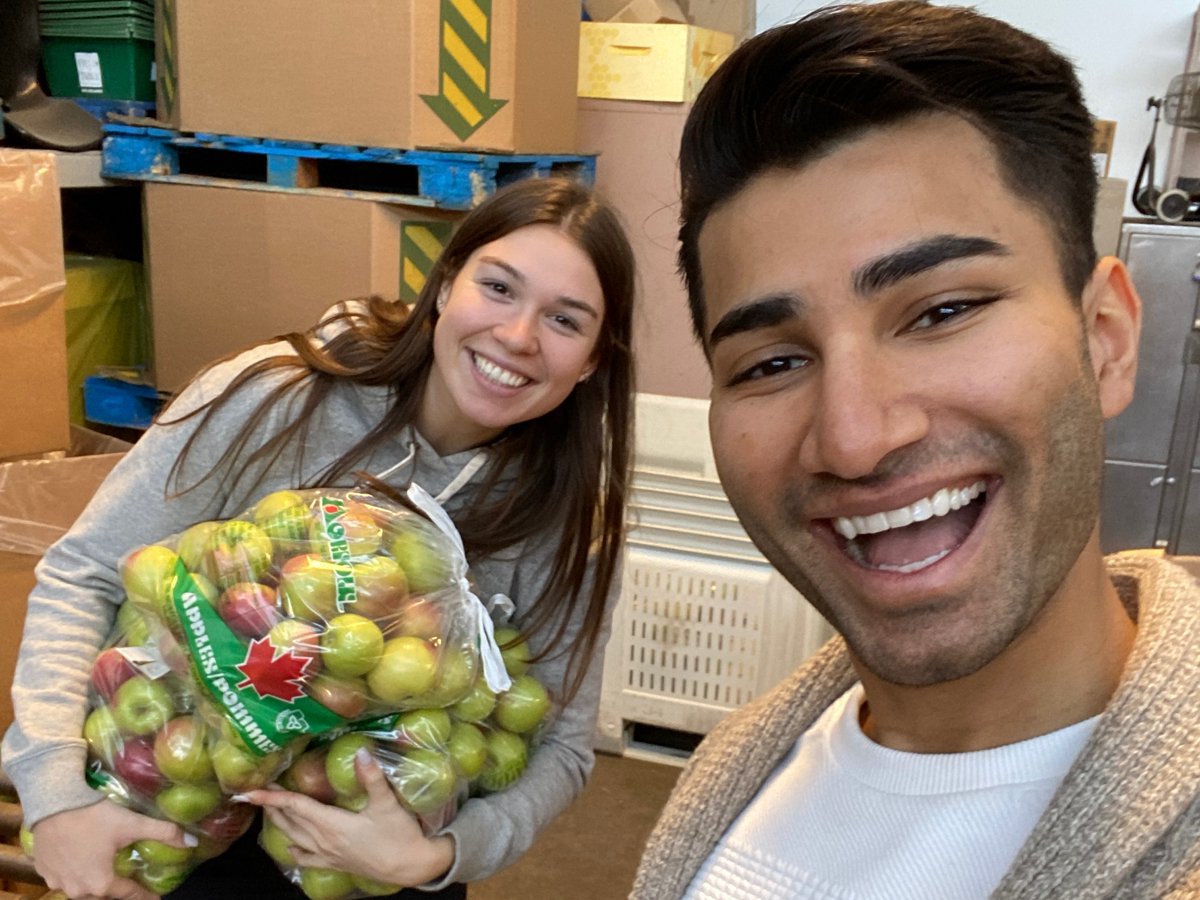 Fidelity Canada tweet media