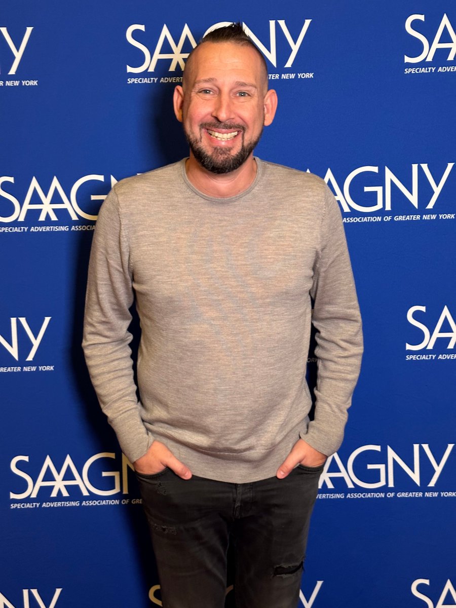 teamthumbprint's tweet photo. Today, we’re celebrating our very own @MrBrianGill, who was nominated as one of the 40 under 40 professionals by @saagny1
Brian, you're a rockstar! Thank you for always going above and beyond to create amazing #brandedexperiences for our clients.
#saagny #promotionseast https://t.co/IJ6NhXIgPn