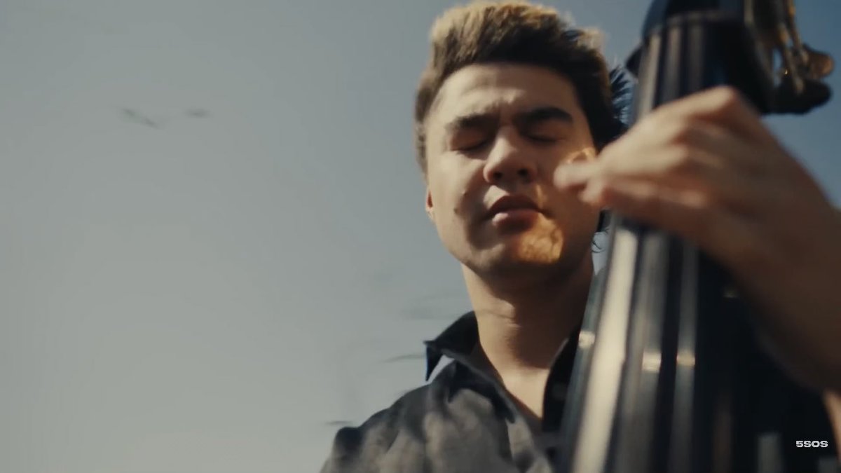 ctharchivs's tweet photo. 5 Seconds of Summer — Older mv. https://t.co/MrAR0sVCmN