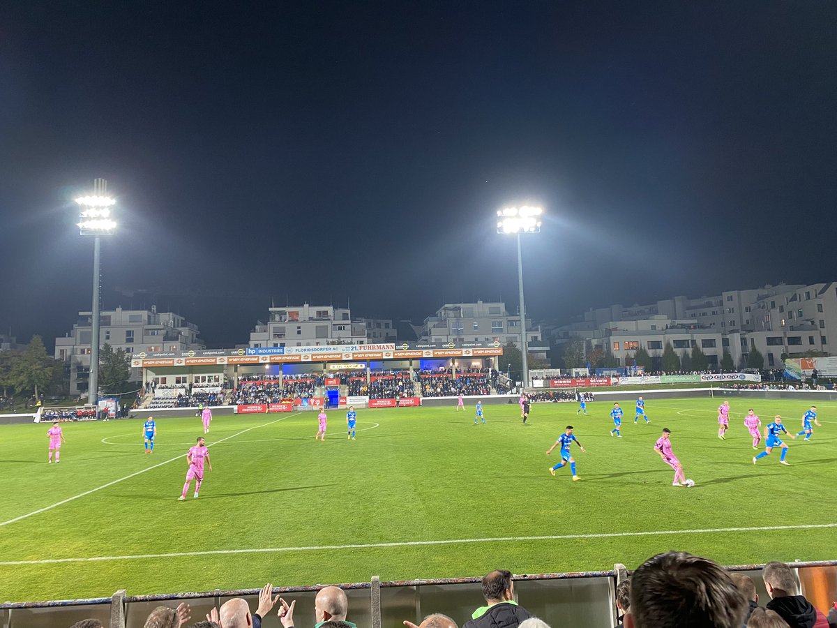 Babsii_Blubb's tweet photo. Spät, aber doch.
Gemma @FACWien! 🔵⚪️
#FACask
#UNIQAOEFBCup #öfbcup #oefbcup https://t.co/MbNDepX8qD