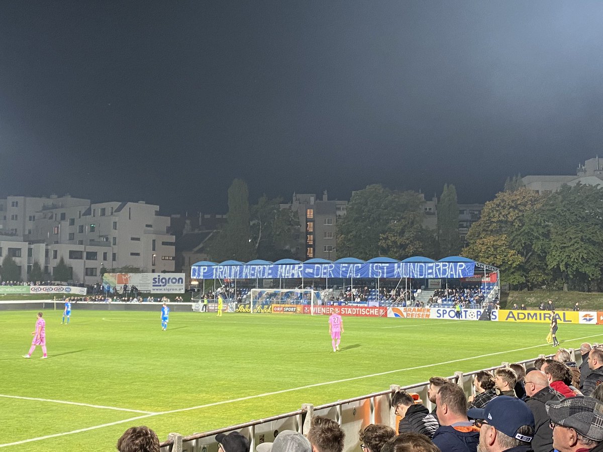 Babsii_Blubb's tweet photo. Spät, aber doch.
Gemma @FACWien! 🔵⚪️
#FACask
#UNIQAOEFBCup #öfbcup #oefbcup https://t.co/MbNDepX8qD