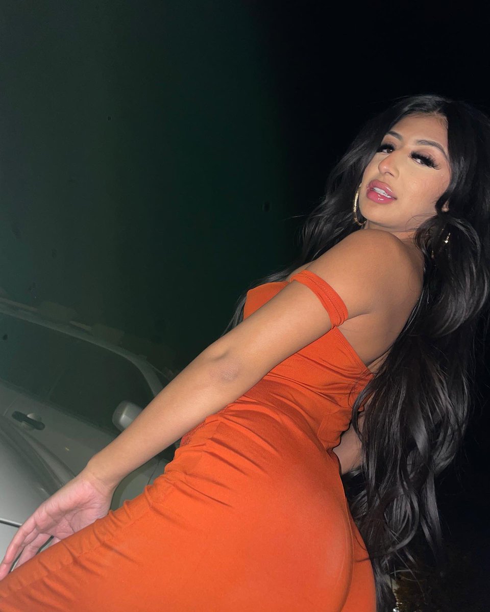 Jizzyjasssy2's tweet image. It’s now my Jordanyear💫🫶🏽🧡🍊