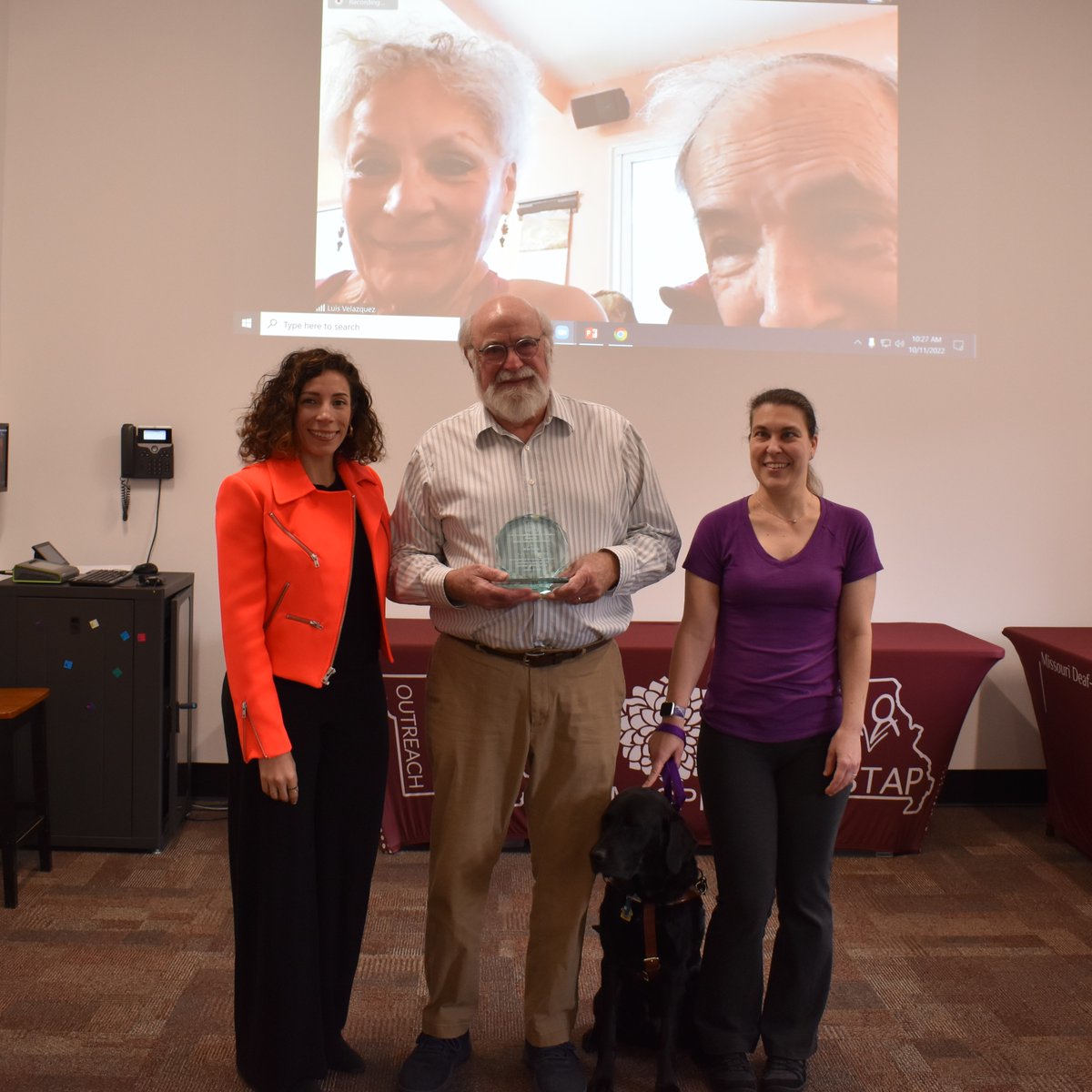 MSBMules's tweet photo. On Tuesday, October 11, #MSBOutreach hosted Outreach hosted the semi-annual meeting of the DeafBlind Advisory Committee (DBAC). During this meeting, the Marcus Velázquez Service Award was awarded to Mike Grady and Meg Hefner.
#LoveMyMSB #MulesRule #GoMules https://t.co/ENMdT3lAU8