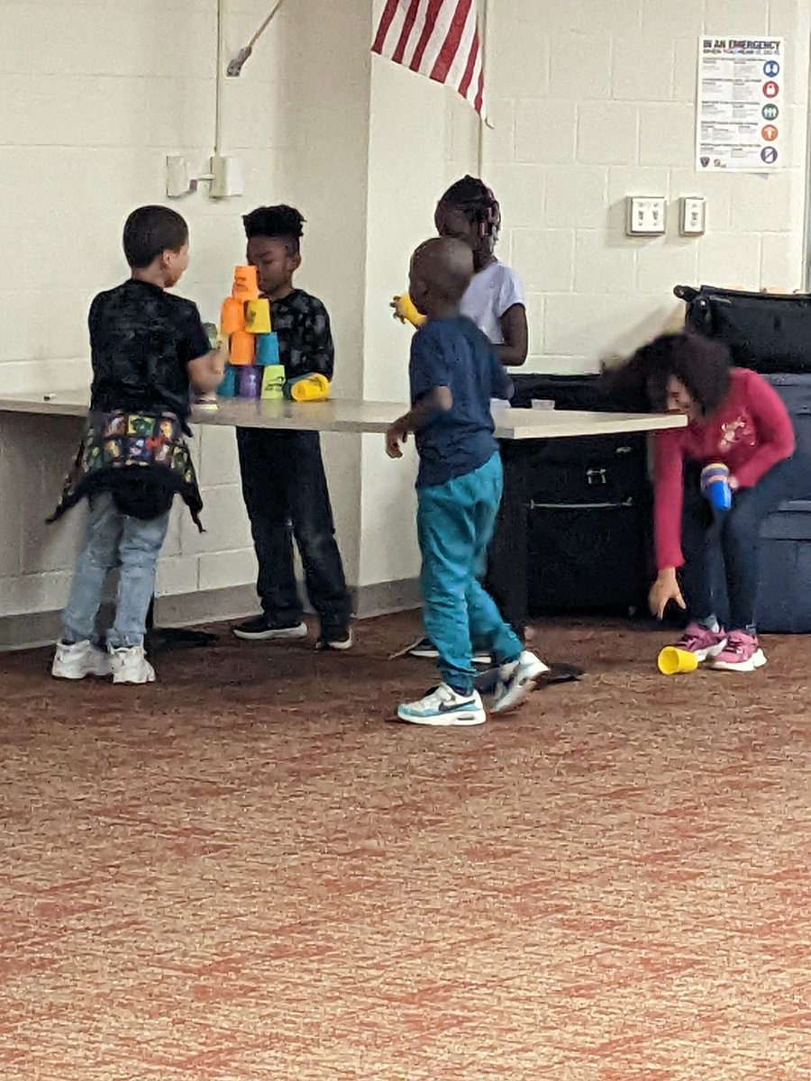 DrWeeksSuperSpecialsTeam tweet media