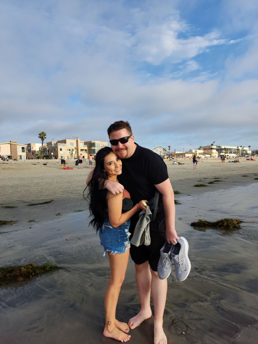 DaDangleBerries's tweet image. Its been a tough time as of late for me but being able to go to twitchcon and spend time with amazing people made everything feel so much better. @virtuaIvix @FreeZ3KiLLz @acbreezy1 @Just_Formidable  I love you guys.