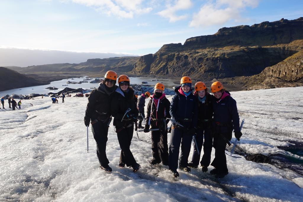 solschgeography's tweet photo. Iceland 2022...another day of discovery! Coasts and Ice today #adventure @solsch1560 #outdoorlearning @SolSchTrips #Geography #geographyintherealworld @iceland https://t.co/JUsuZ14jVZ
