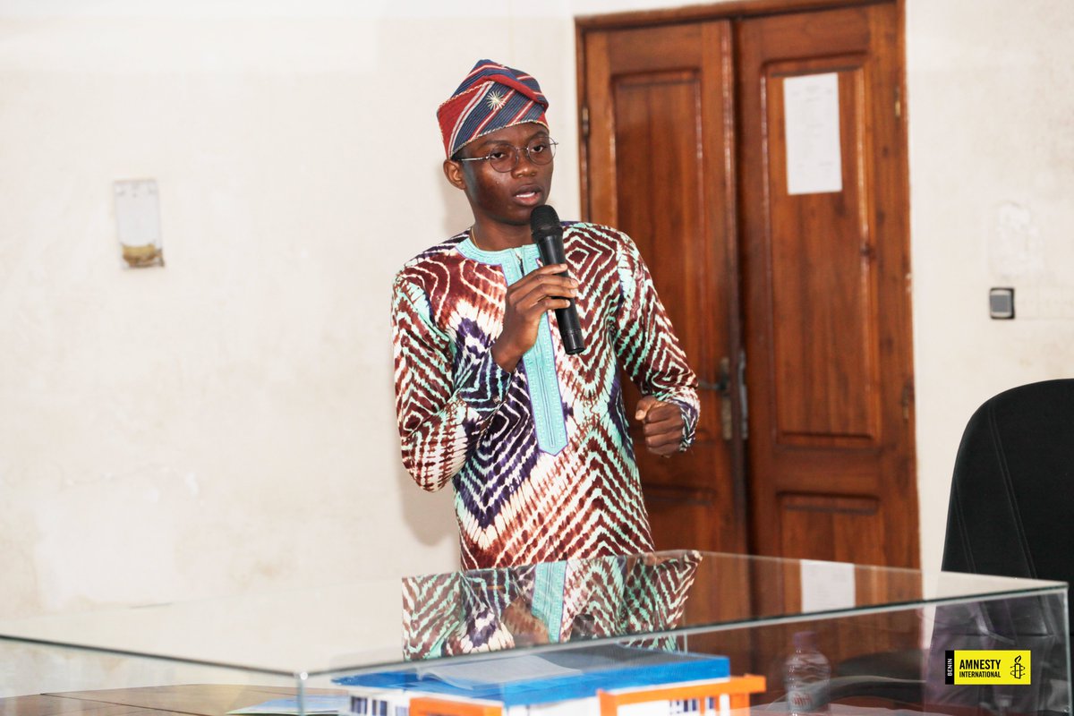 spécifiquement les aspects concernant : le droit à l’éducation, l’accès à la terre, l’accès à l’eau potable, l’accès à l’électricité, l’accès à une habitation et un cadre de vie décents et dignes ; l’accès à un système de soins plus accueillant et de qualité,