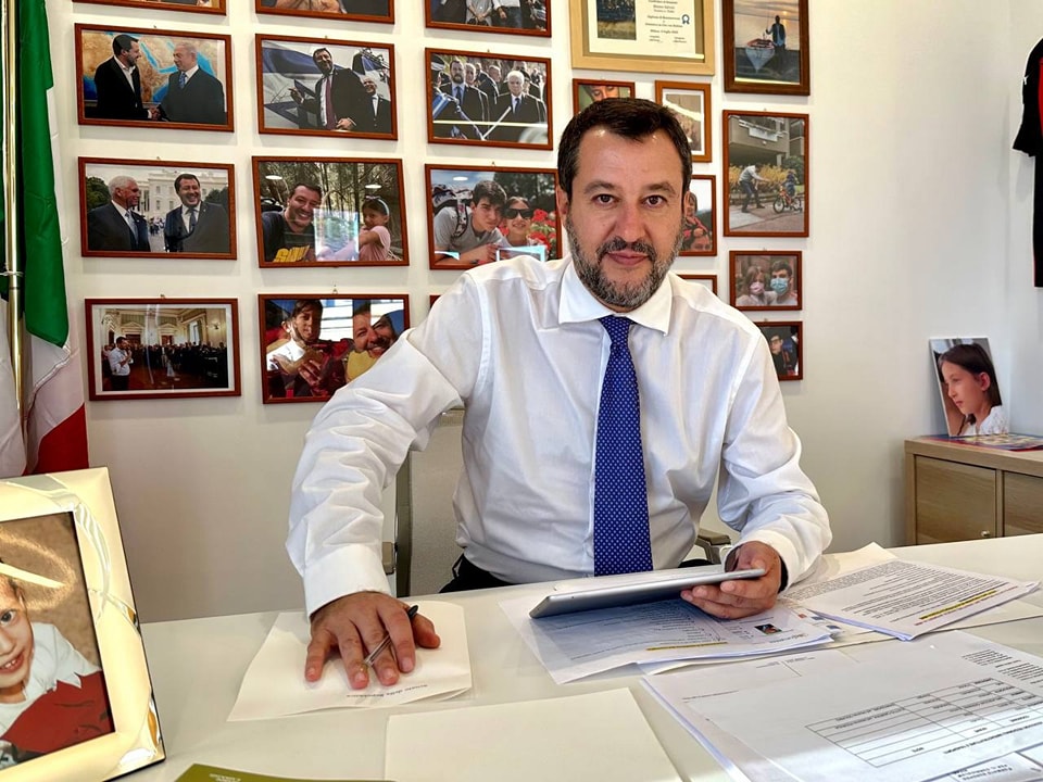 Matteo Salvini tweet media