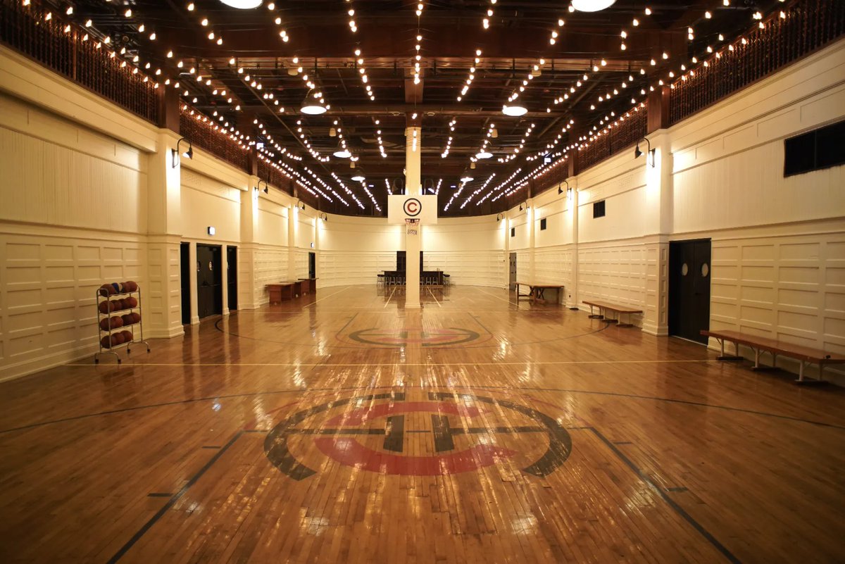 thehooliganmag's tweet photo. ANNOUCEMENT: We're so excited to secure a residency with the Chicago Athletic Association (@chicagoathletichotel) as a space to host Hooligan's wildest dreams AKA cool events featuring talented people on a monthly basis! https://t.co/BpbqUXUClv