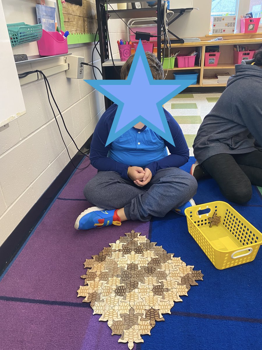 RawdingMolly's tweet photo. #TilingTurtles are so much fun - love seeing what kids come up with and how kids connect over these mathy play things! #JoyinLearningMath
@Trianglemancsd @FiskeSchool @FiskeMath https://t.co/8p1rB6dKkG