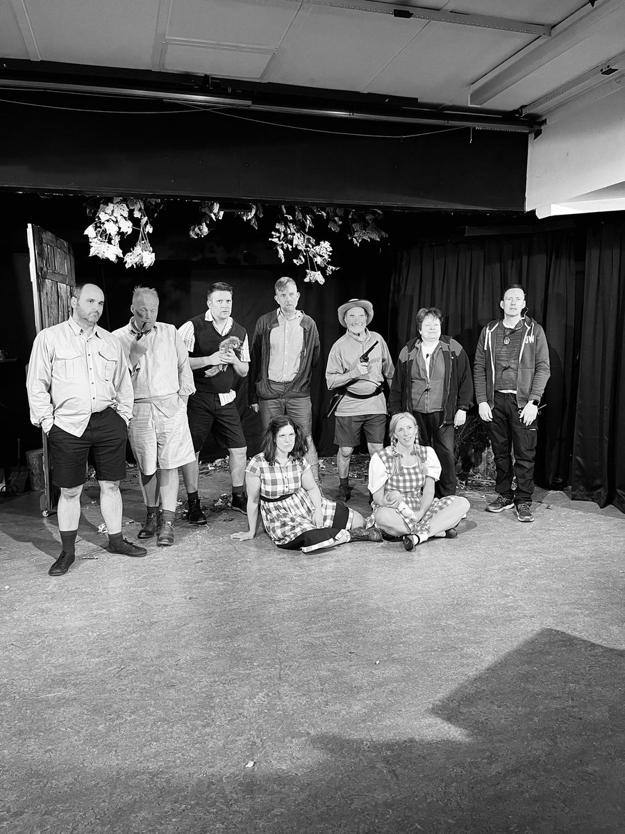 Our lovely cast &amp; crew 😍
Blue Remembered Hills is a moving story that is ABSOLUTELY worth seeing and we can’t wait to show you our adaptation 🏞️
Opening tomorrow night we are bringing just four shows to you until Saturday so DO. NOT. MISS. IT ❗️
🔗 salenomads.org.uk/upcoming/blueh…