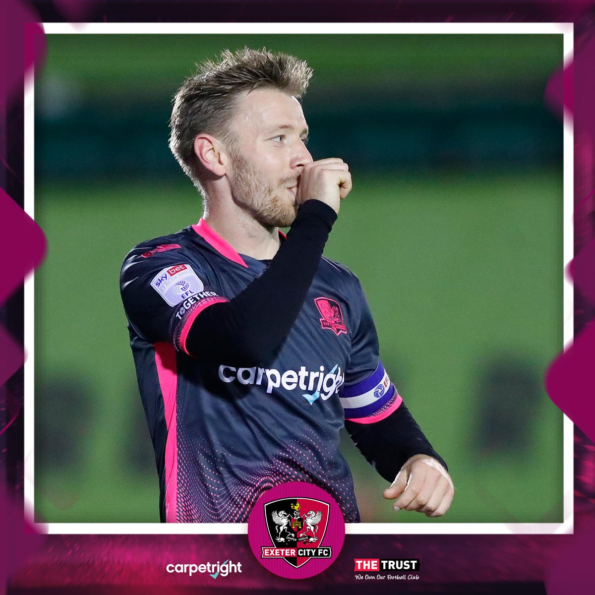 OfficialECFC's tweet photo. There's the baby cele 🤩🍼

@mattjay__ | #ECFC #OneGrecianGoal https://t.co/AEUQq9AkMY
