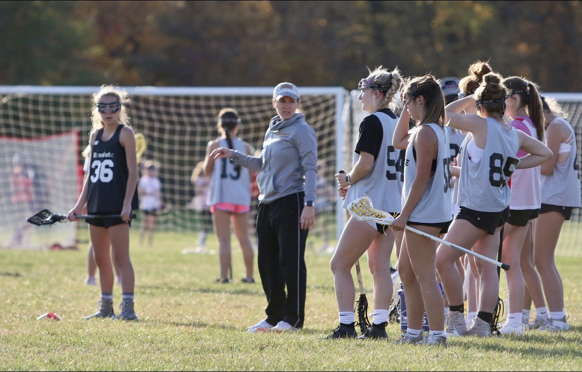 JetSetLife_25's tweet image. Shout out to our volunteer parent that keeps us looking “important” during teams practice on Sundays. We are more than a lacrosse club. We are a loving community that is committed👊💯 @abeas252 @ResoluteLax #BeResolute #AlwaysEducating #GrowTheGame