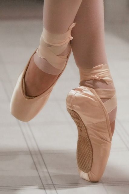 Last few places left for Beginners Ballet and Jazz classes - mailchi.mp/6b5b73c96174/f…