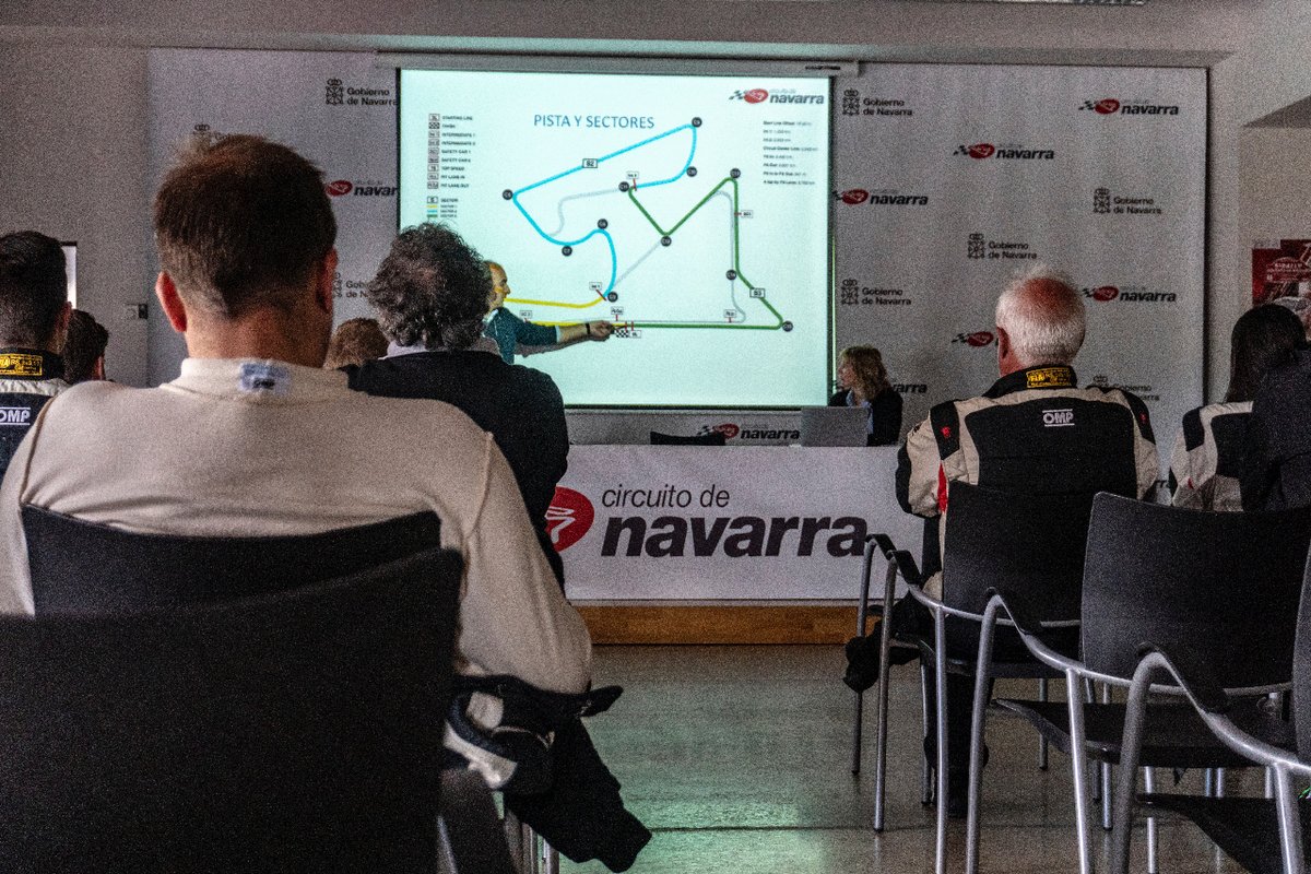 KobeMotorsport's tweet photo. ¡Este fin de semana se disputa la 4ª prueba de la Copa Kobe Motor de circuitos!
ℹ️Circuito de Navarra:
〽️3.900 metros
↩️15 curvas
📆22-23 de Octubre
.
.
.
#copakobe #kobemotor #lacopakobemola #circuitodenavarra #racing https://t.co/XD1Qn8HYfA