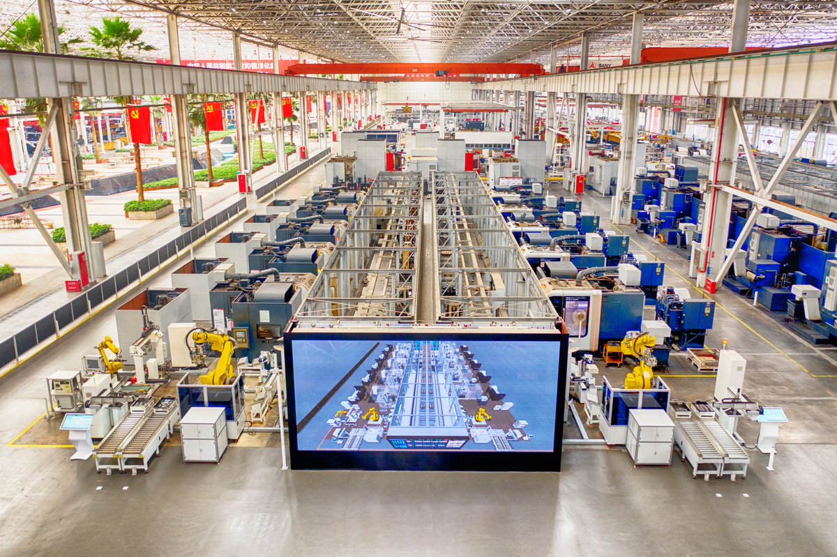 sany_uk's tweet photo. SANY is committed to continuous technological advancement and now has the only two Lighthouse Factories in the global heavy machinery industry. Read more https://t.co/6OGIOyZWtb
#sany #lighthousefactory #intelligentmanufacturing #WEF #sanyrevolution https://t.co/bklLVoEByQ