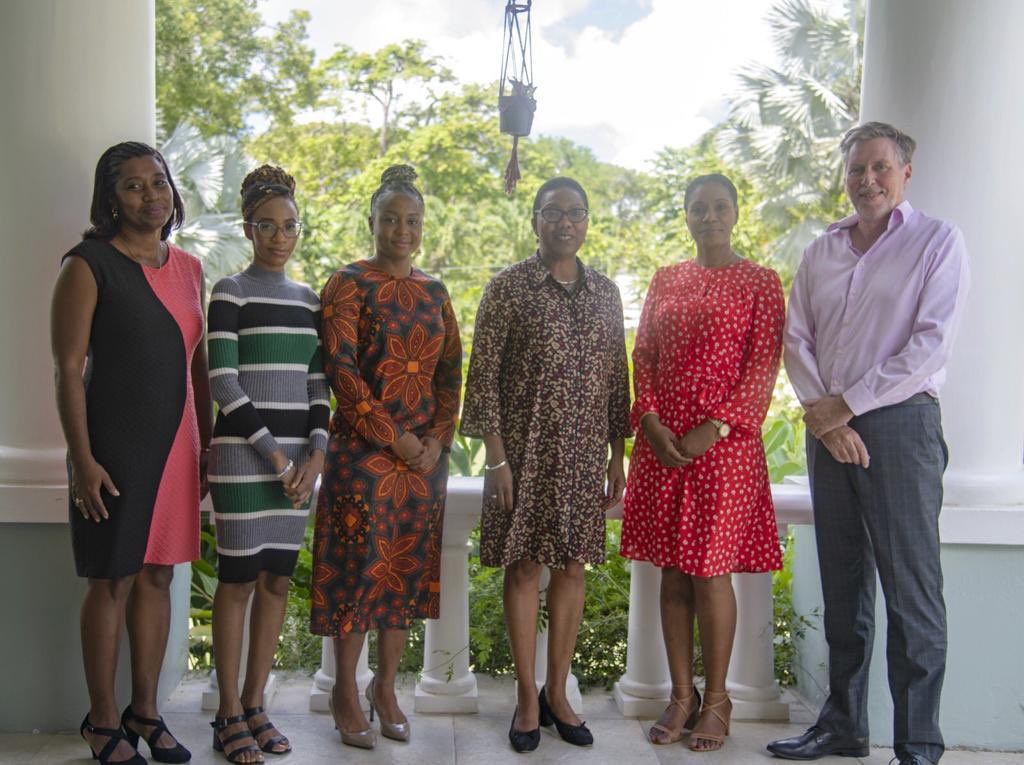 AliciaH_1's tweet photo. >Tackling #GBV
>👧🏾 education 
>👩🏾‍🦱 empowerment
>🏳️‍🌈rights 

Issues discussed with a range of stakeholders in Barbados and the Caribbean region 

Strong basis for partnership @FCDOGender @FCDOEducation @FCDOInclusive https://t.co/Gzcc0ktUFC